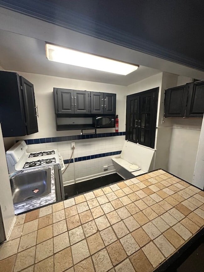 Photo - 846 Windermere Ave Unit 2nd Flr