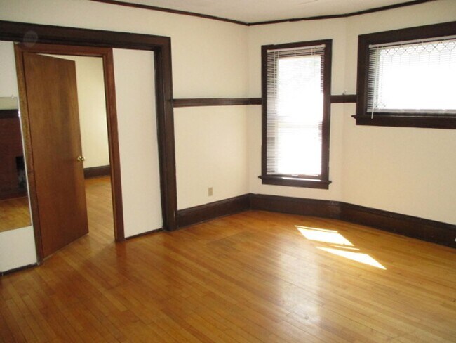 Photo - 1728 Van Hise Ave Apartment Unit #2