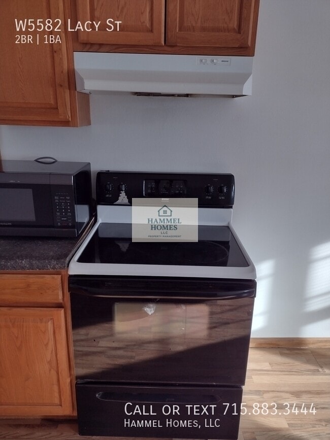 Photo - W5582 Lacy St