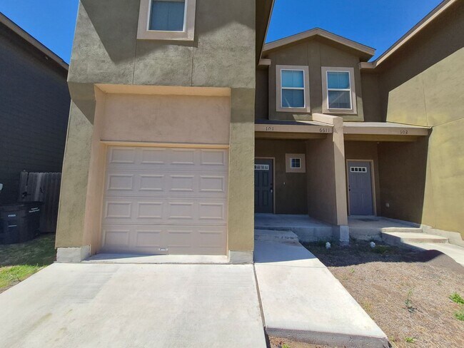 Building Photo - 6611 Mia Way