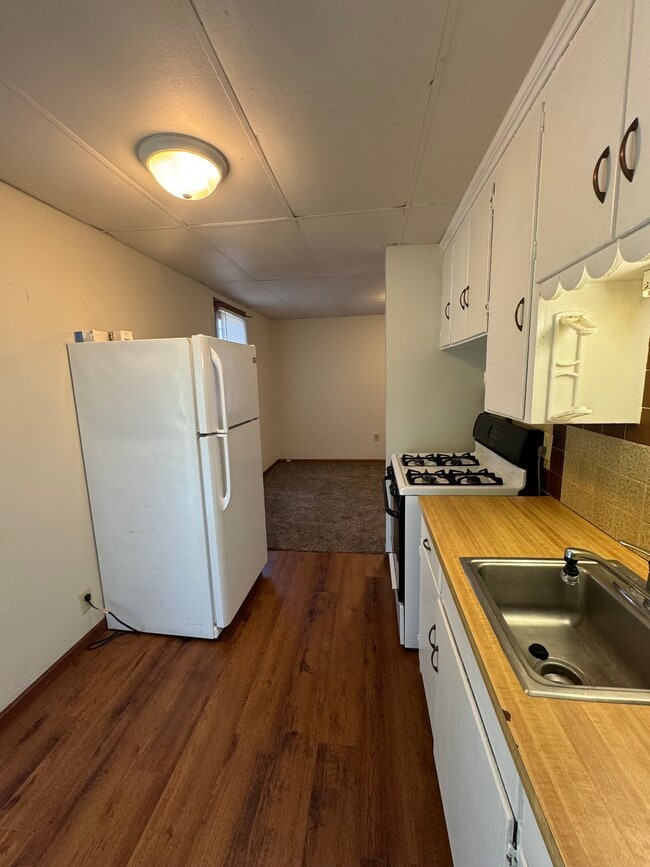 Photo - 416 S 3rd St