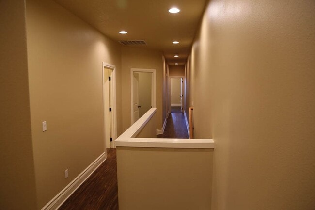 Photo - 410SW9th Unit A