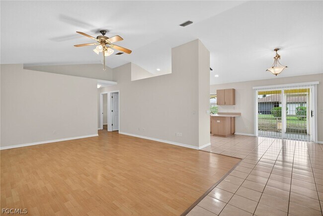 Photo - 1023 SE 18th Ave
