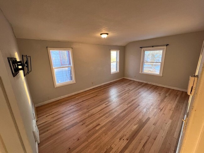 Building Photo - 4758 N 19th Pl