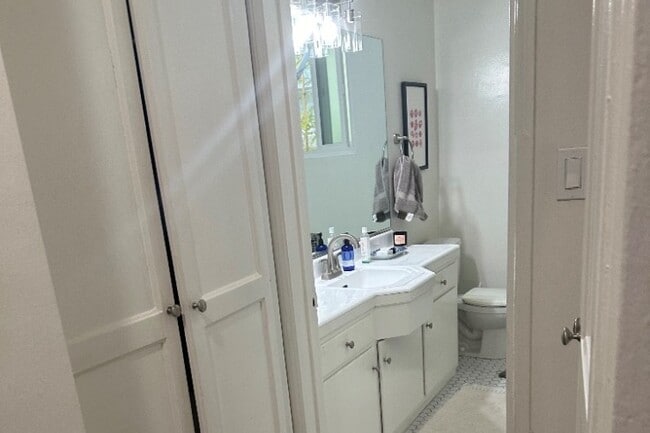 Photo - 605 Barrington by Wiseman