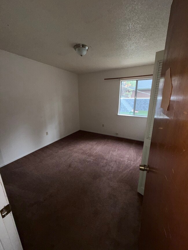 Photo - 1015 Glen Rd