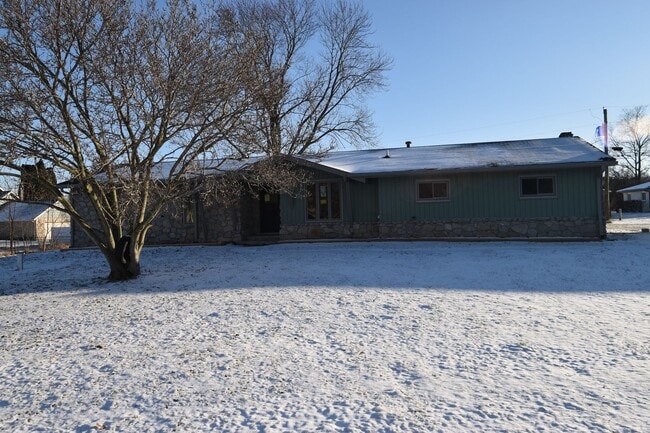 Building Photo - 3 Bedroom, 2 Full Bath Home in S Hancock S...