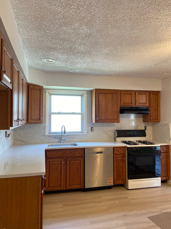 Photo - 1059 Brighton St Unit 1st floor