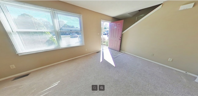 1383 W Allen St