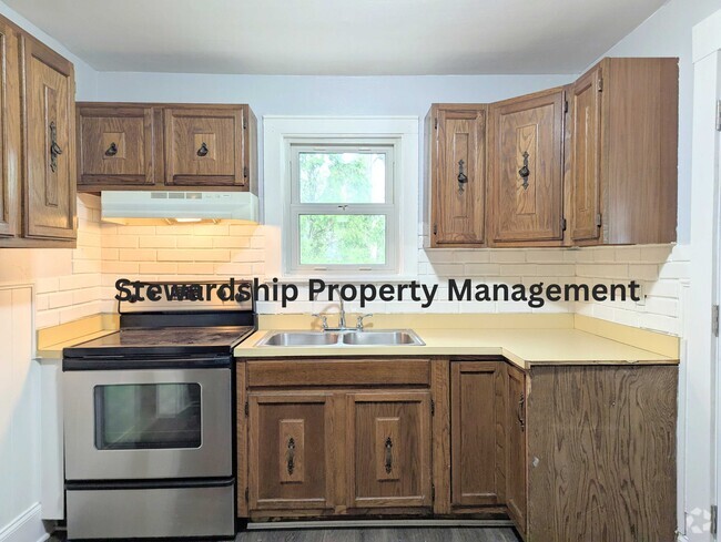 Building Photo - 1373 Brandon Ave Rental