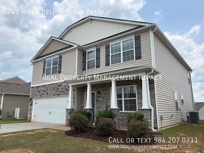 Photo - 743 River Dell Townes Ave.