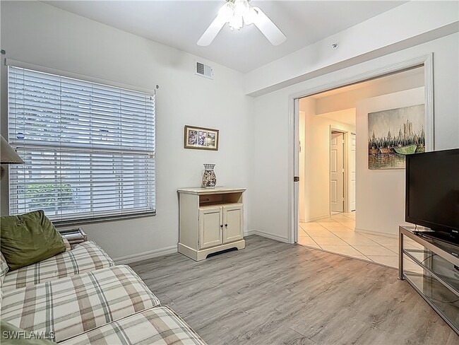 Building Photo - 6834 Lantana Bridge Rd Unit 102 Rental