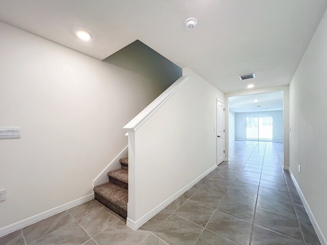 Photo - 5 Bedroom Rental Home with Large Backyard in Ocala Crossings!