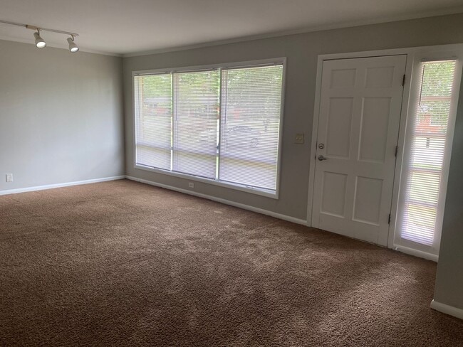 Photo - Charming 4 BR, 2 BA, Close to MTSU, 1 Car Garage, Large Carport