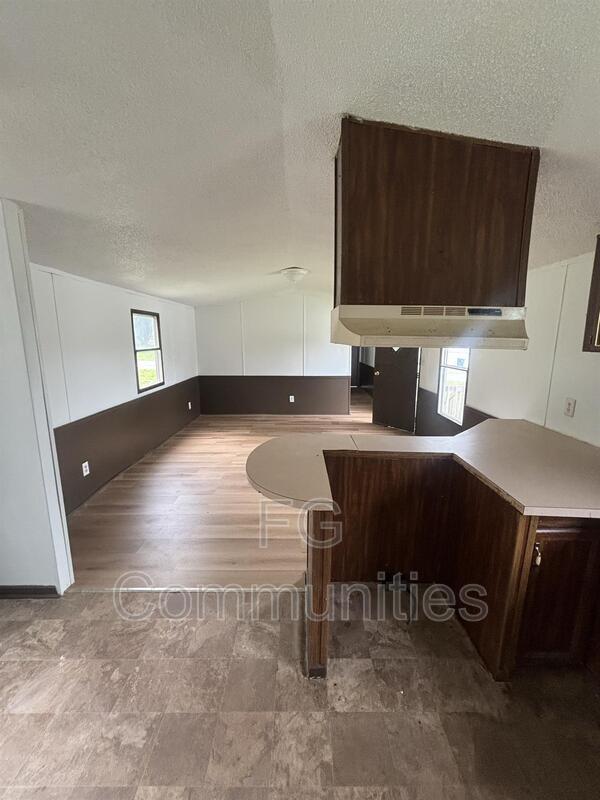 Photo - 1754 Zion Rd