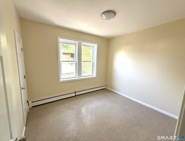 1333 E Main St