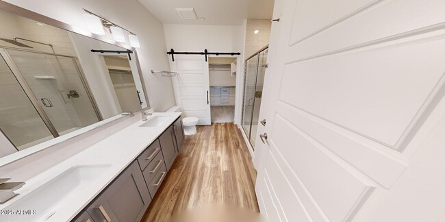 Photo - 15501 N Dial Blvd Unidad B1