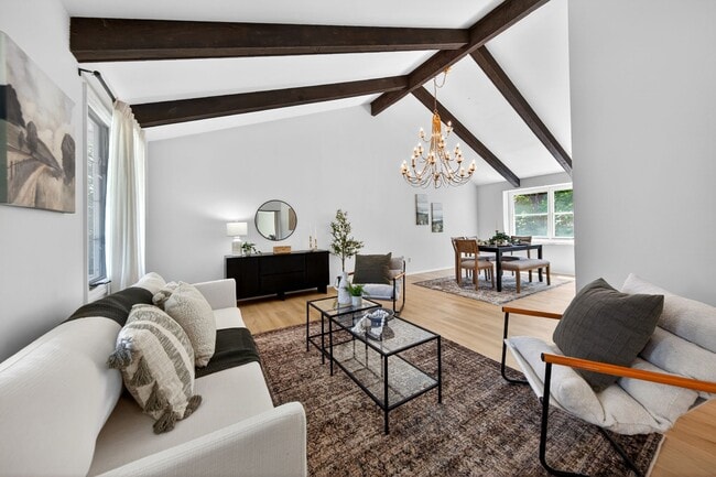 Photo - 2019 Cedarmill Dr