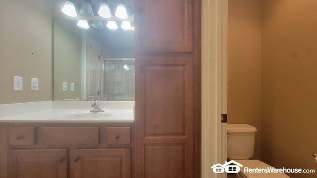 Photo - 3863 S Thompson St