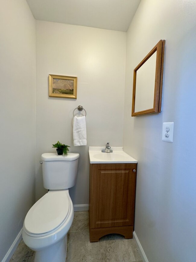 Photo - Charming 3 Bedroom/2 Full Bath/2 Half Bath Townhome in Parkville, MD!