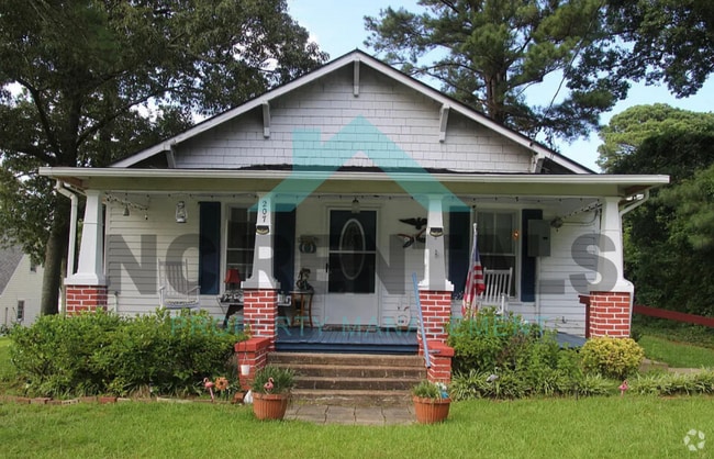 Building Photo - 207 E Edgecombe St Rental