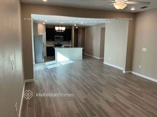 Photo - 2582 Laylas Wy