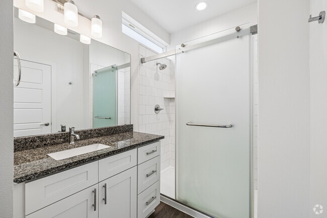 2BR, 2.5BA - 1,223SF - Primary Bathroom