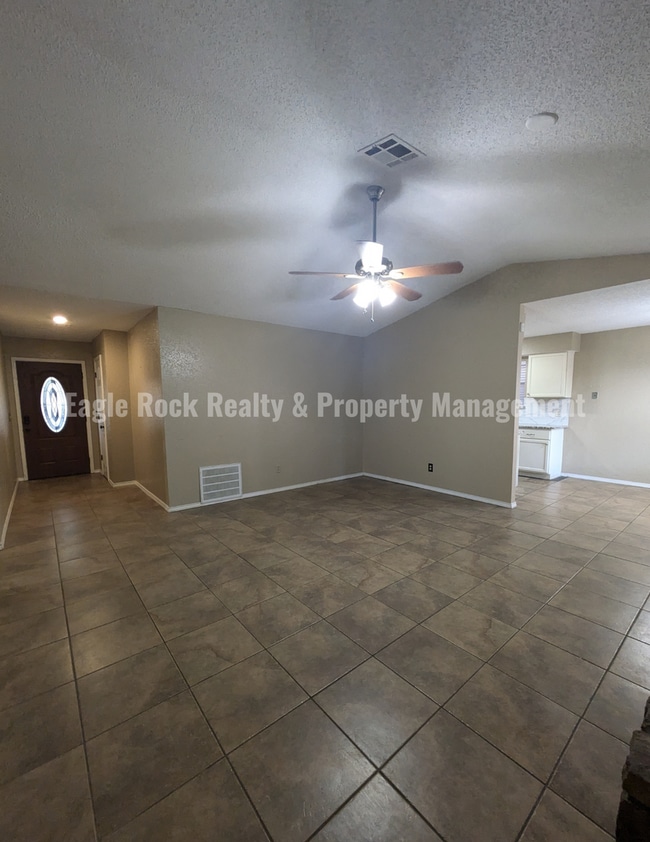 Photo - Tulsa House for Rent (3beds/2baths)