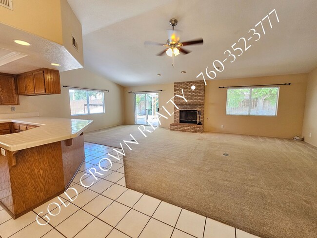 Photo - 2402 Lenrey Ave