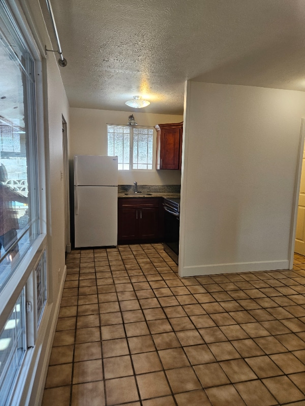 Photo - 444 S Kamehameha Ave