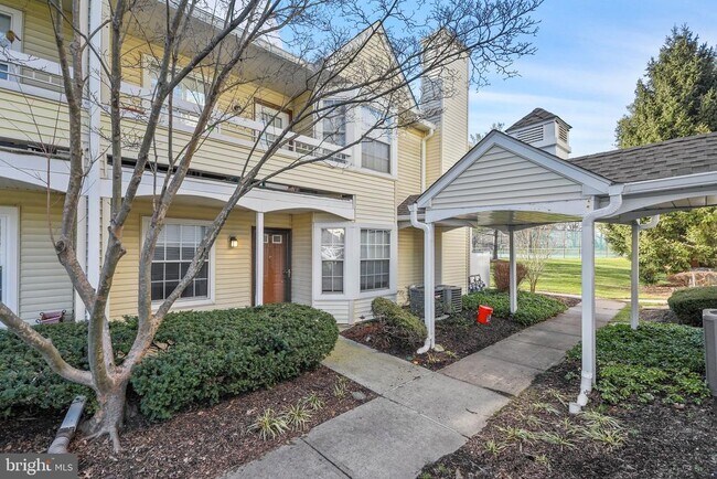 Photo - 12 Rev William L Powell Dr