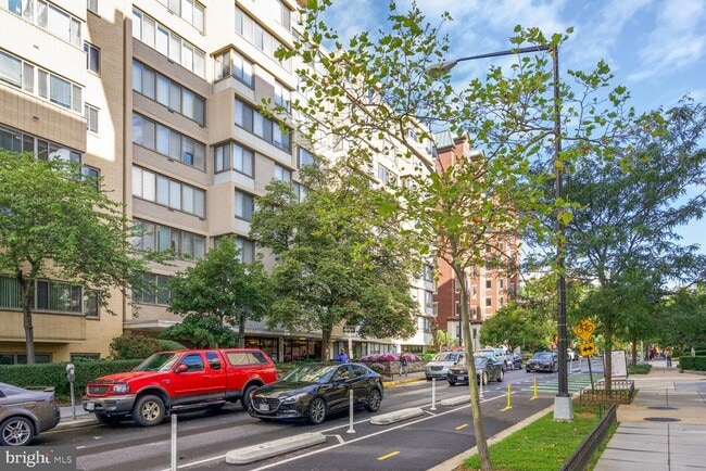 Photo - 522 21st St NW Unit 912