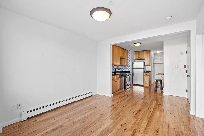 Photo - 93 Wyckoff Ave