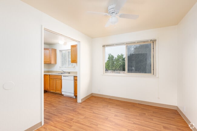 2BD, 1BA - 899-1,065SF - Park Hill