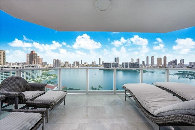 Building Photo - 3301 NE 183rd St Unit 1701