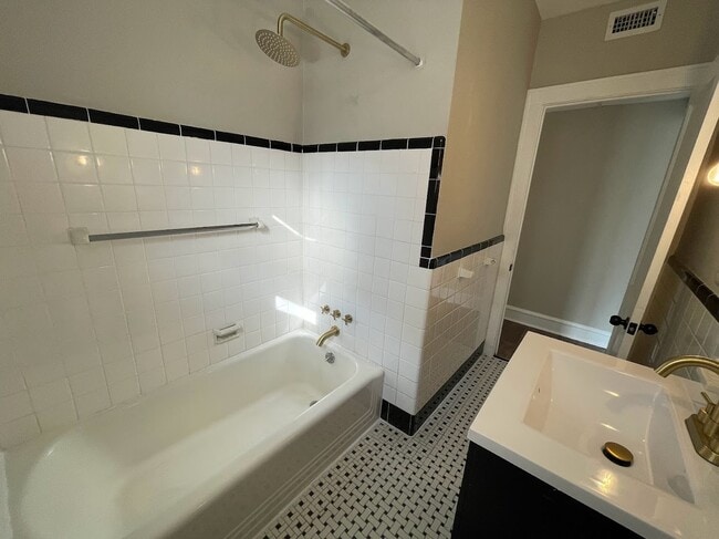 Photo - 111 Maffett St Unit 111 A