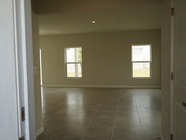 Photo - 2748 Ginger Ln