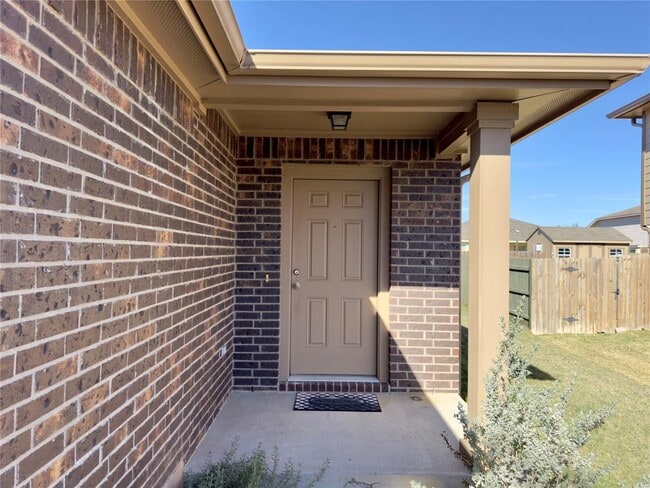 Photo - 315 Wildcat Dr