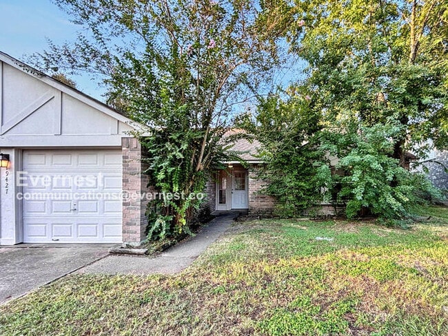 Photo - 19427 Bristlestar Dr