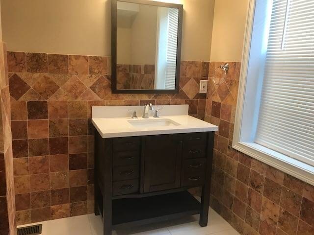 Photo - 201 Transit St