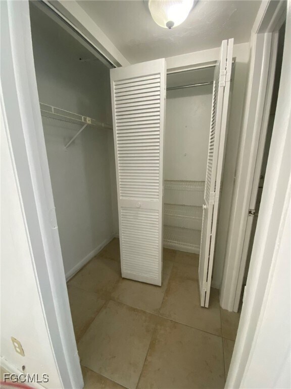 Photo - 910 SE 14th Terrace