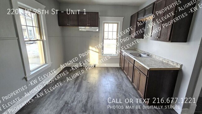 Photo - 2202 W 98th St Unidad 1