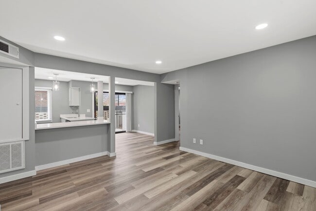 Photo - Elizabeth Green