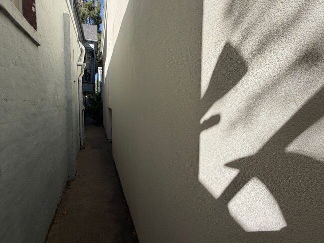 Photo - 2427 J St