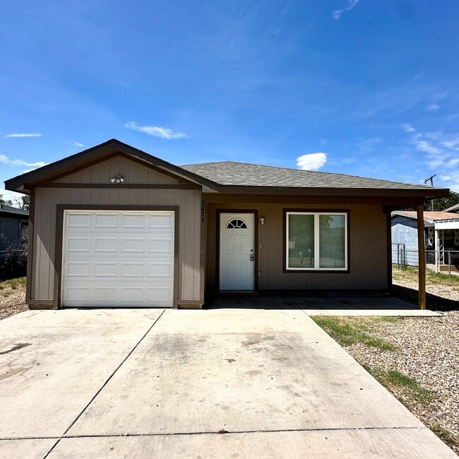 $99 Move In Special With 13 Month Lease! - $99 Move In Special With 13 Month Lease! House