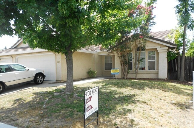 Building Photo - 4 bedroom 2 bath house in Yuba City