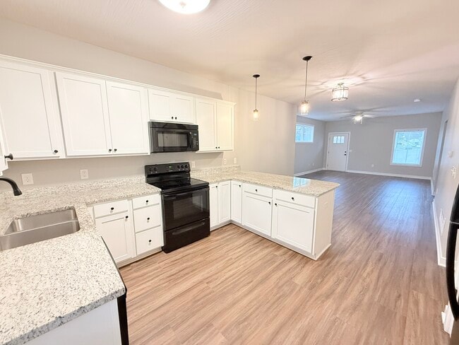 kitchen - 45 N Otterbein Ave