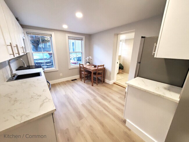 Photo - 98 Sciarappa St Unit 98 Sciarappa B