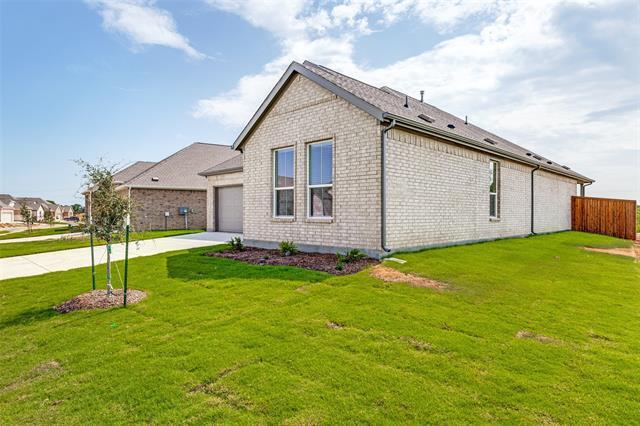 Photo - 3029 Eriskay Dr