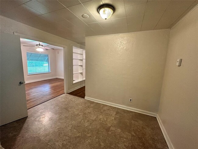 Photo - 1350 Classen Blvd